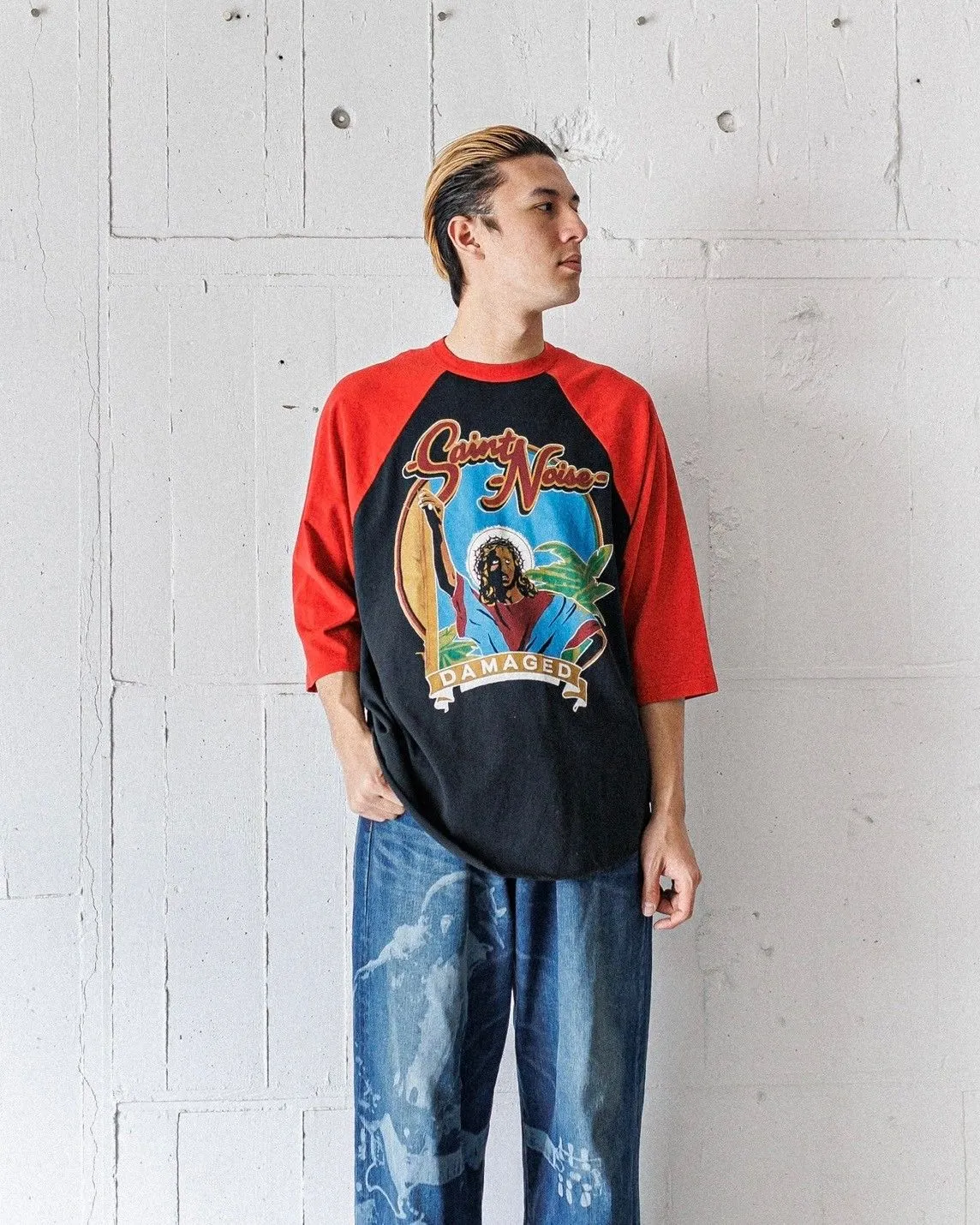 SAINT Mxxxxxx × LASTMAN LM_SS TEE/SNT NOISE/BLK SAINT NOISE Jesus horn sleeve color matching TEE Black and red S-XL LAST MAN joint model Customized accessories Completely matched Horn sleeve color matching Unlocked design Unique and handsome Top printing technology Undifferentiated restoration